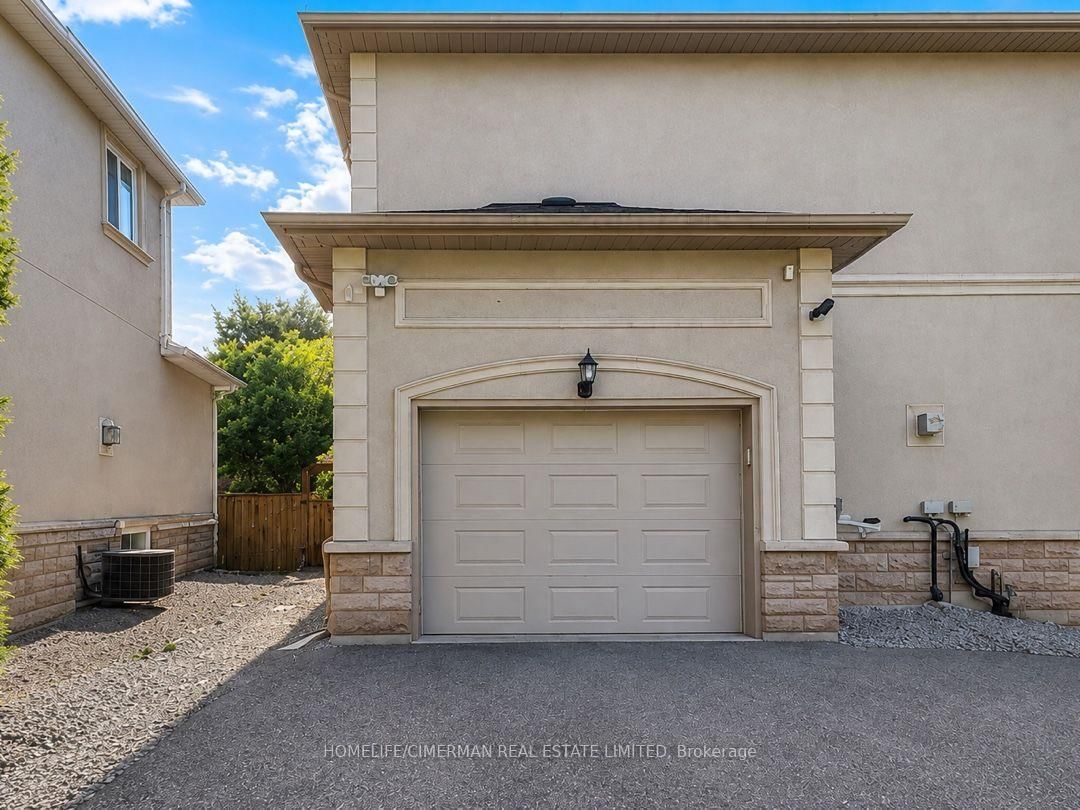 43 Riverlea Drive • Toronto, ON photo 26