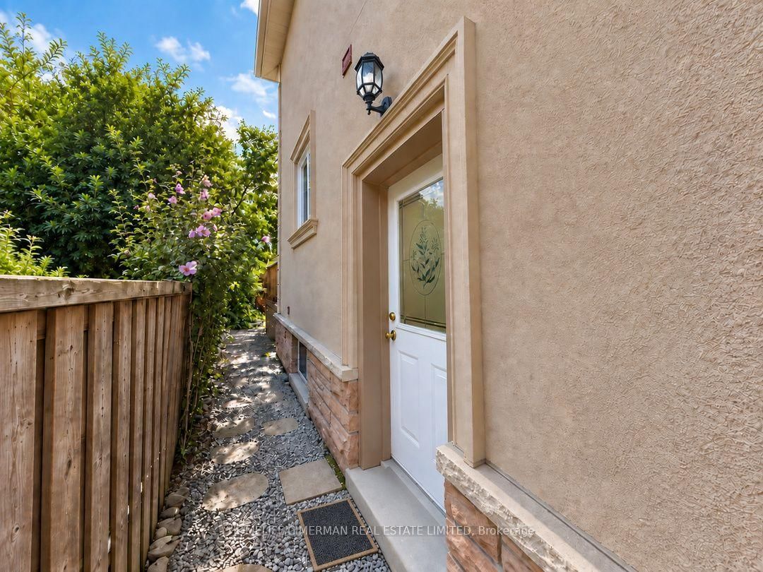 43 Riverlea Drive • Toronto, ON photo 28