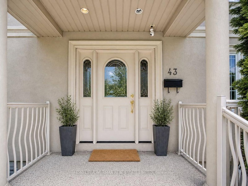 43 Riverlea Drive