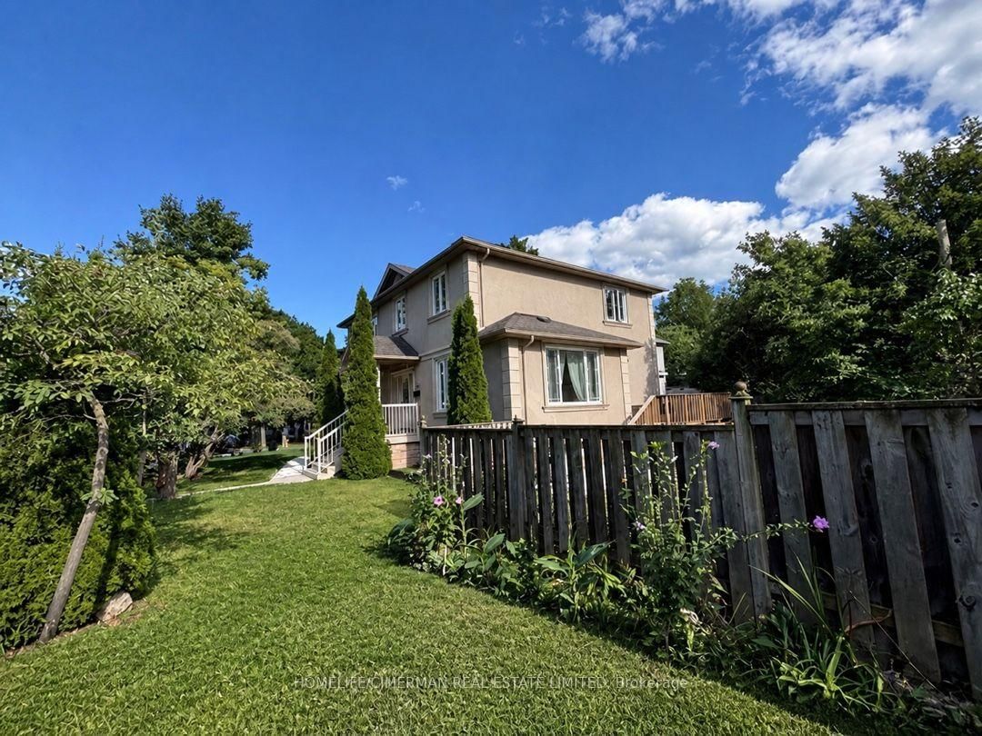43 Riverlea Drive • Toronto, ON photo 33
