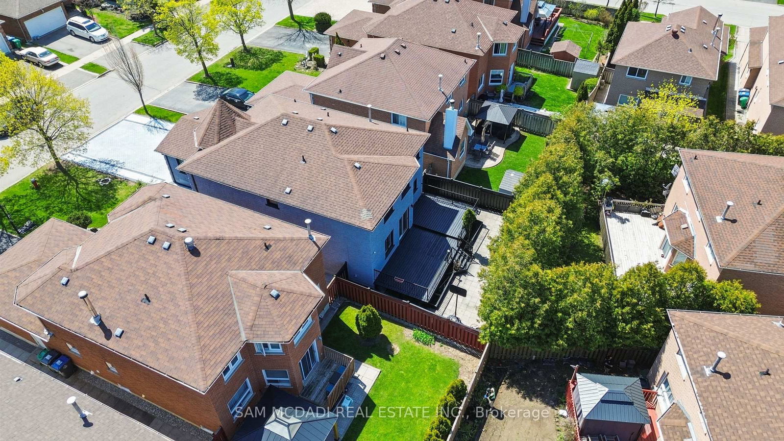 1521 Roseway Drive • Mississauga, ON photo 43