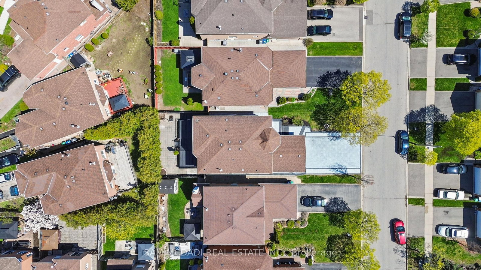 1521 Roseway Drive • Mississauga, ON photo 44