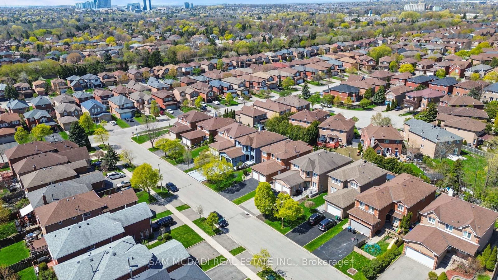 1521 Roseway Drive • Mississauga, ON photo 45