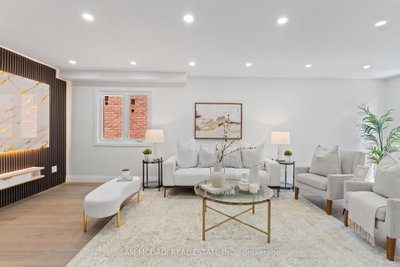 1521 Roseway Drive • Mississauga, ON photo 6