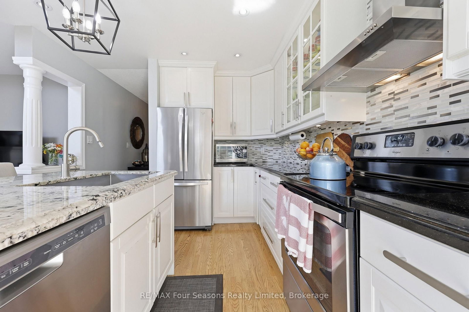 32 Faithknight Court • Brampton, ON photo 18