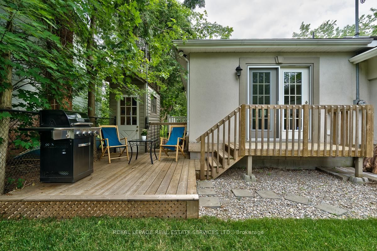 3423 Lakeshore Road • Burlington, ON photo 11