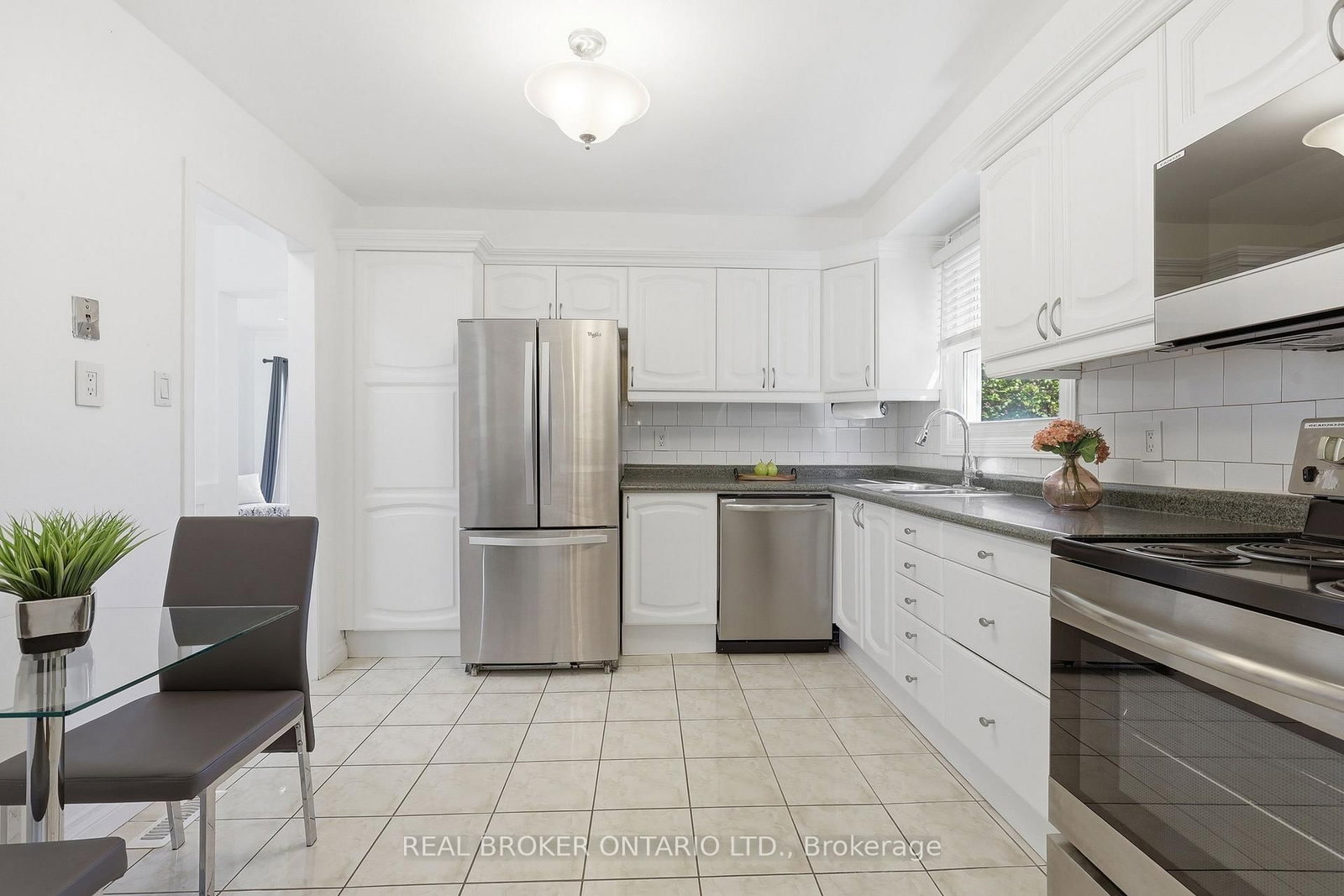 22 Bent Oak Circle • Mississauga, ON photo 11