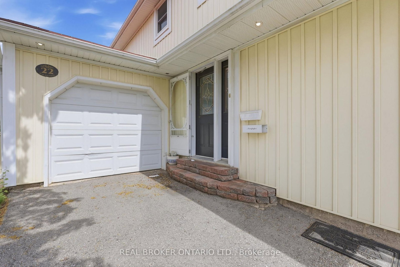 22 Bent Oak Circle • Mississauga, ON photo 4