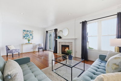 22 Bent Oak Circle • Mississauga, ON photo 9