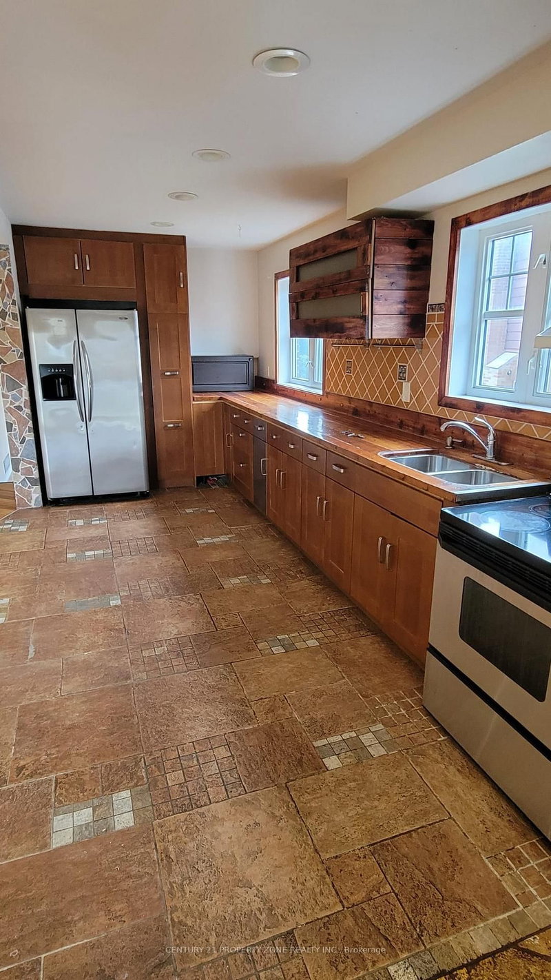 44 Rotherglen Court
