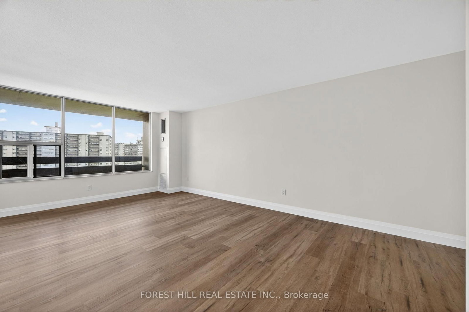 11 Wincott Drive • #1211 • Toronto, ON photo 11