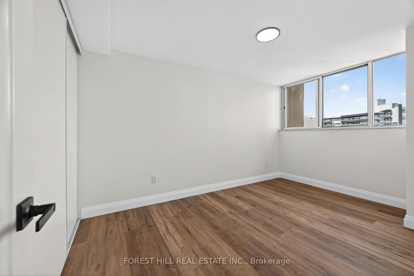 11 Wincott Drive • #1211 • Toronto, ON photo 15
