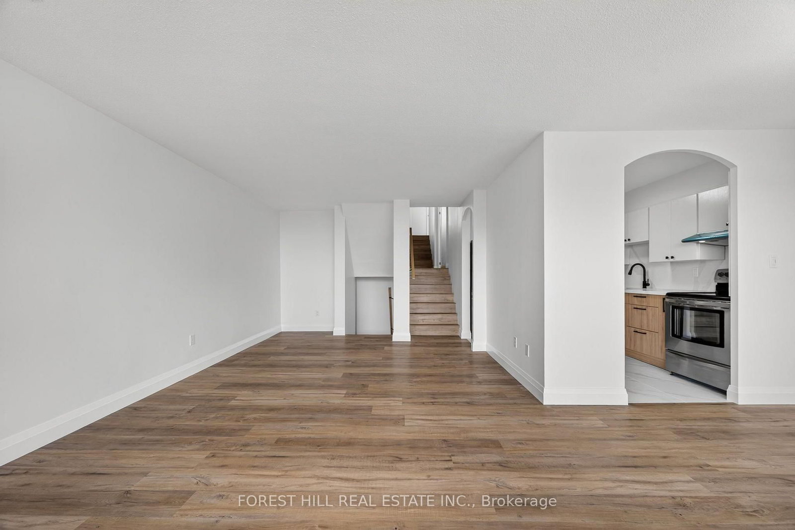11 Wincott Drive • #1211 • Toronto, ON photo 4