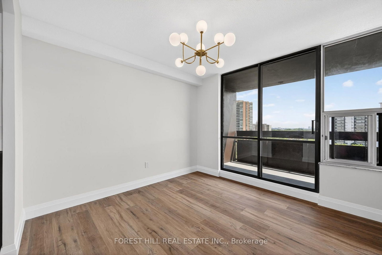 11 Wincott Drive • #1211 • Toronto, ON photo 8