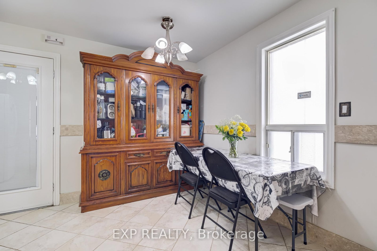 444 Maybank Avenue • Toronto, ON photo 9