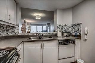 335 Webb Mississauga,ON L5B 4A1 — Photo 8