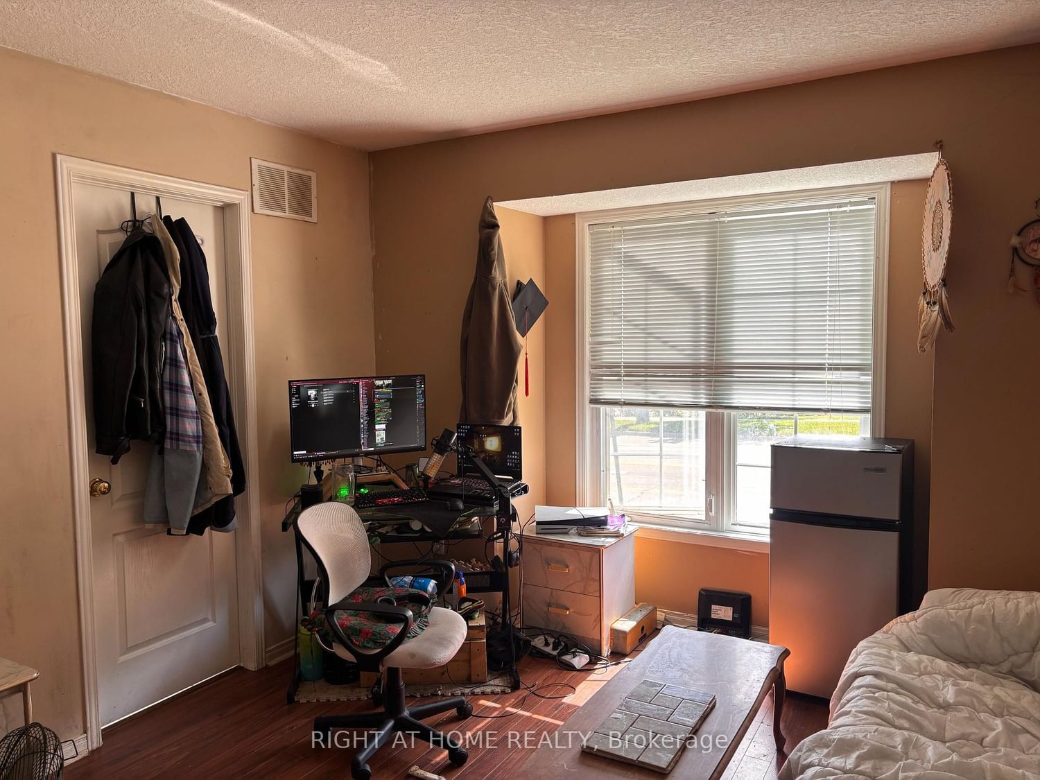 1 Montgomery Boulevard • Orangeville, ON photo 15