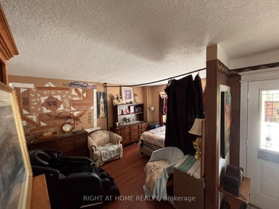 1 Montgomery Boulevard • Orangeville, ON photo 5