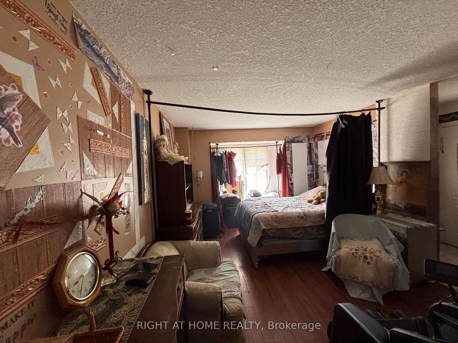 1 Montgomery Boulevard • Orangeville, ON photo 6