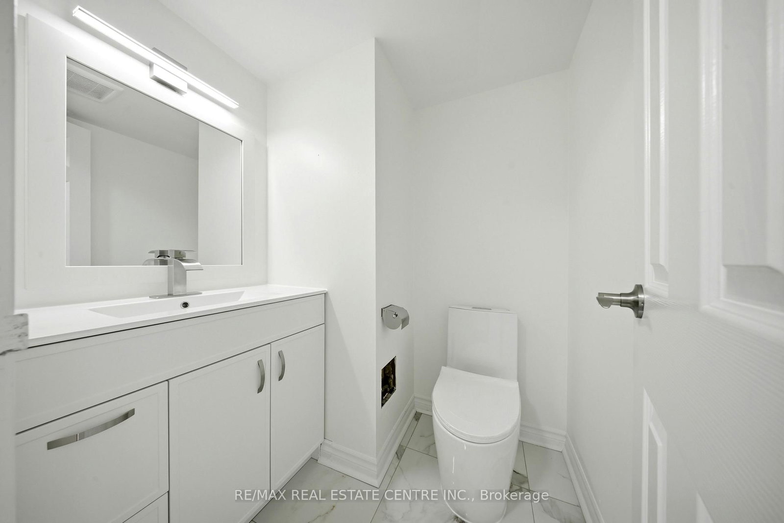 1300 Mississauga Valley Boulevard • #511 • Mississauga, ON photo 15