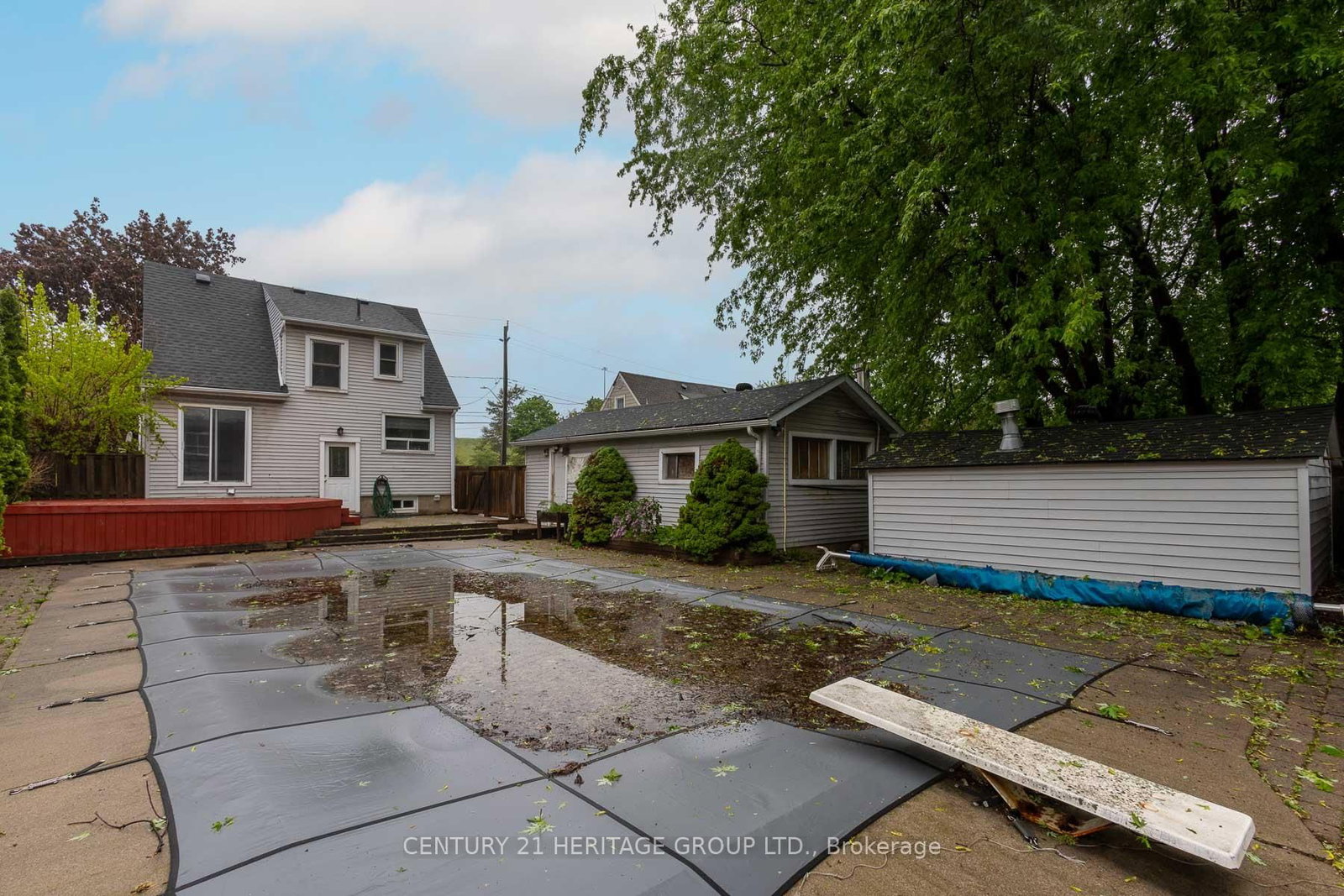 2232 Queensway Drive • Burlington, ON photo 21