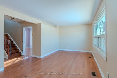 2232 Queensway Drive • Burlington, ON photo 6