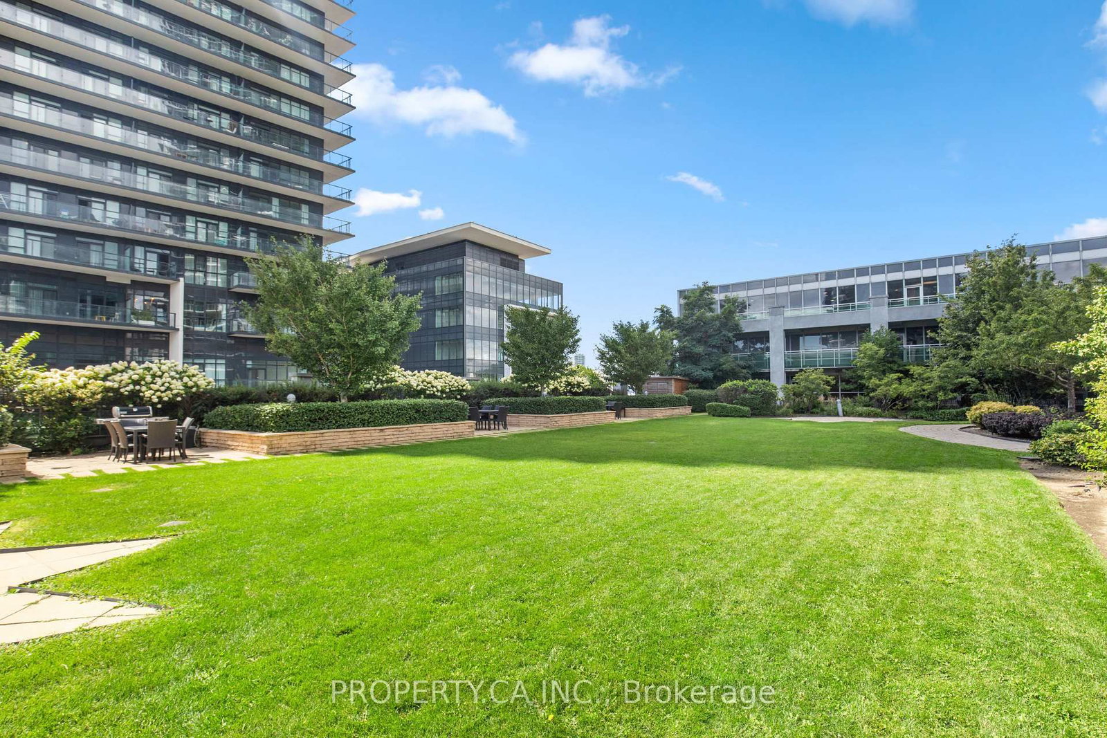 16 Brookers Lane • #211 • Toronto, ON photo 24