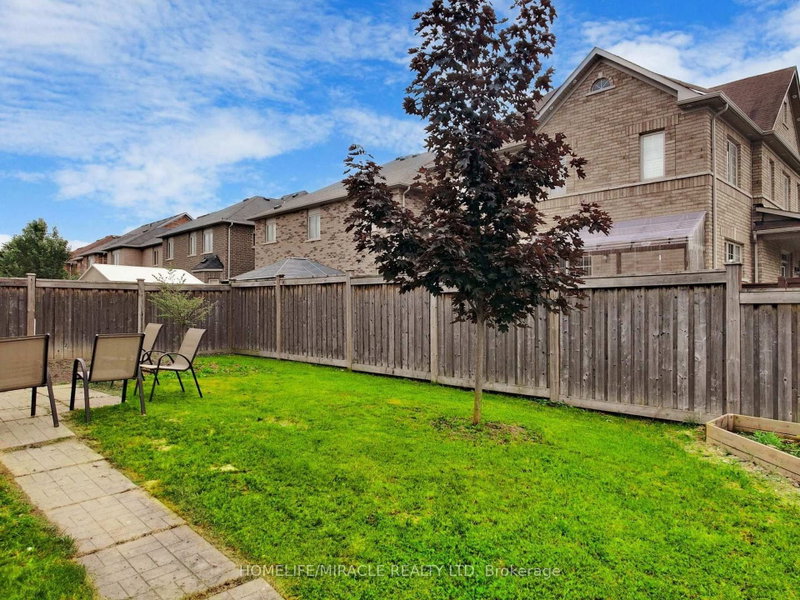 Upper - 63 Sleightholme Crescent