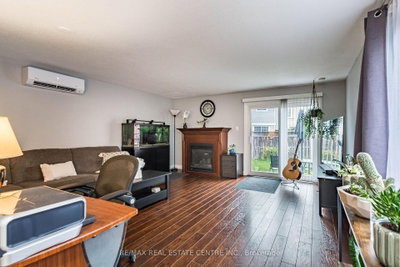 19 Huntingwood Crescent • Brampton, ON photo 6