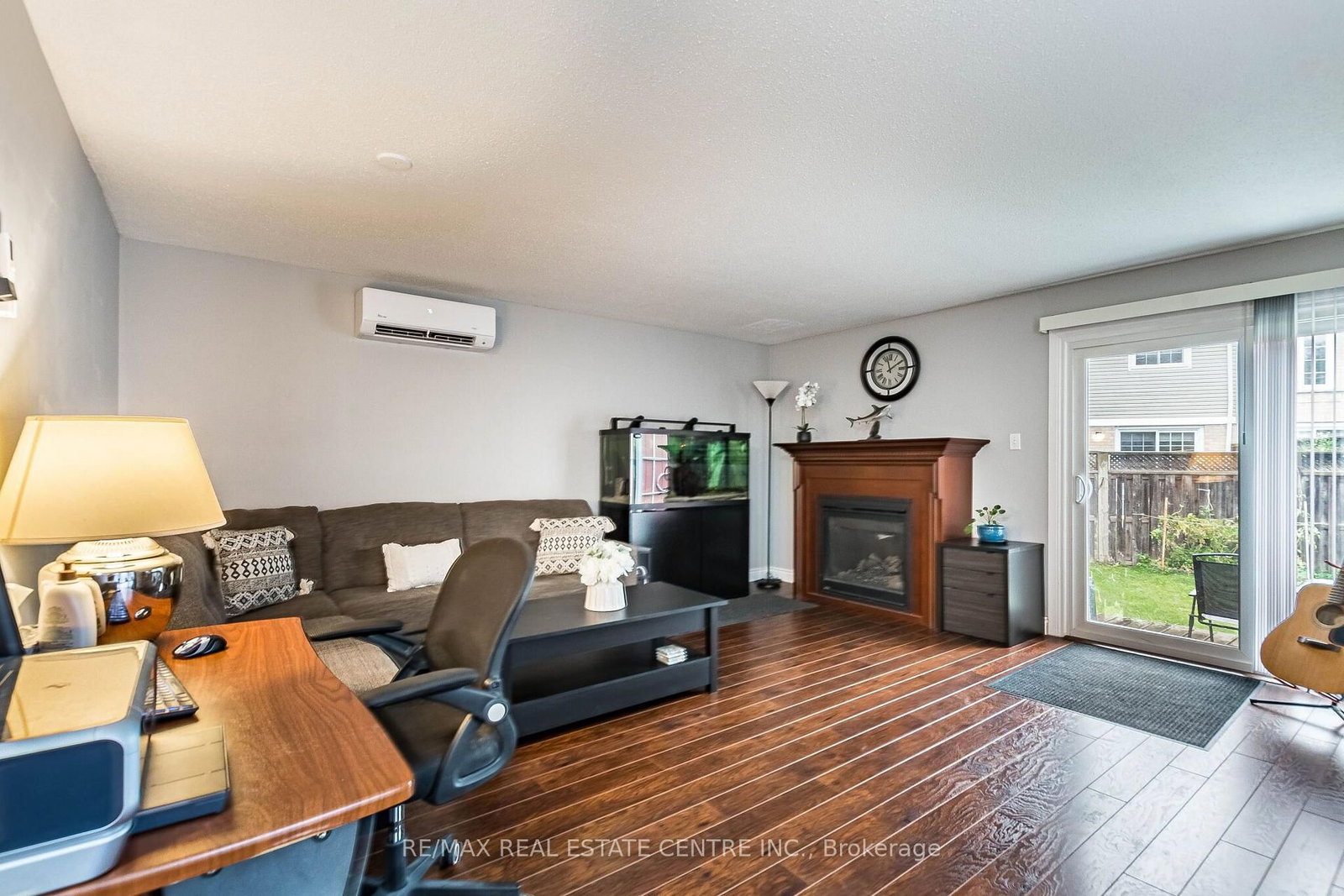19 Huntingwood Crescent • Brampton, ON photo 9