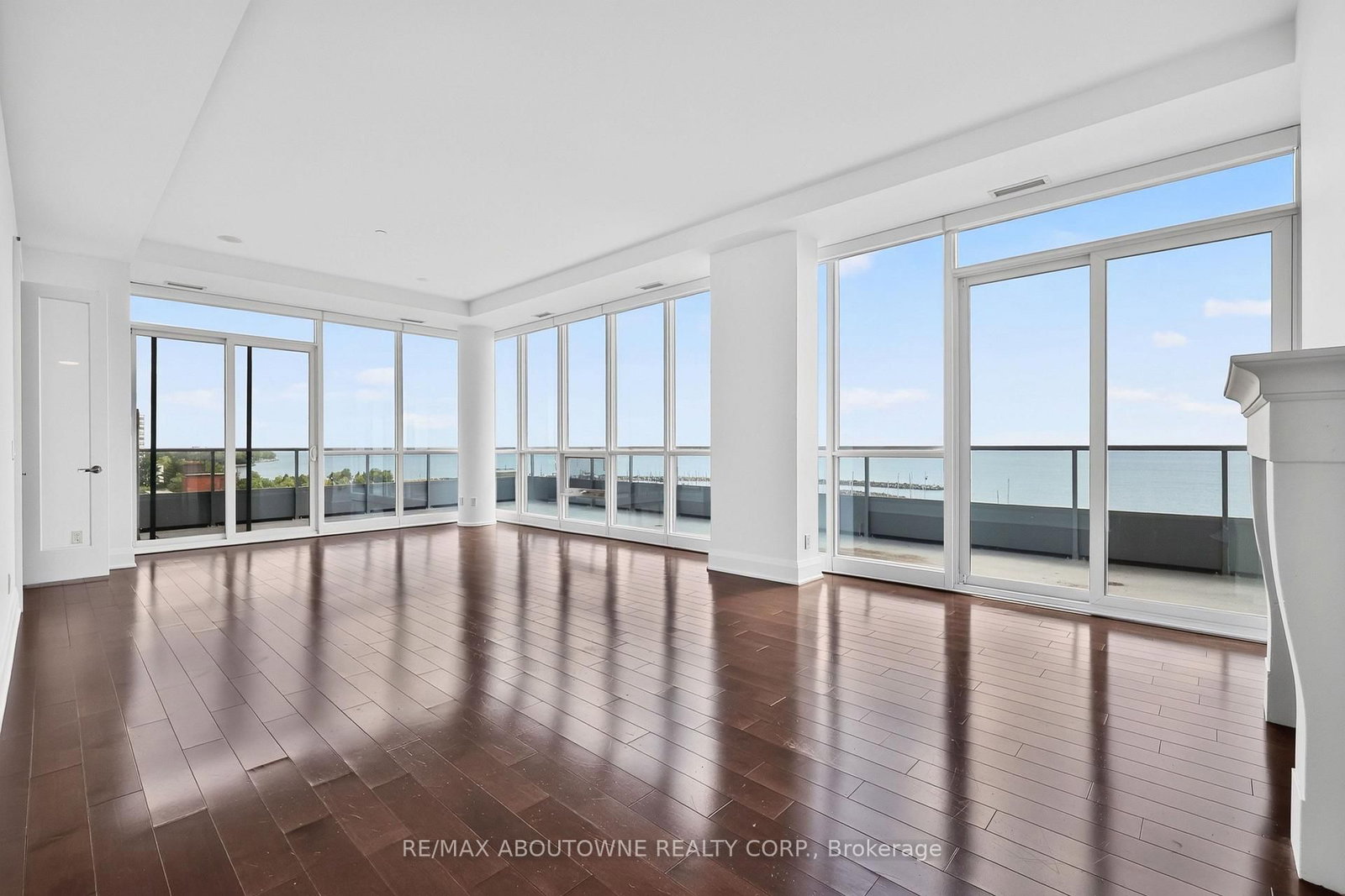 11 Bronte Road • #808 • Oakville, ON photo 19