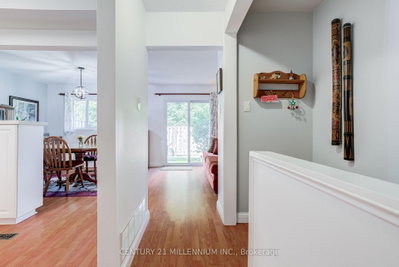 35 Tara Park Crescent • Brampton, ON photo 5
