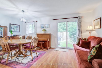35 Tara Park Crescent • Brampton, ON photo 9