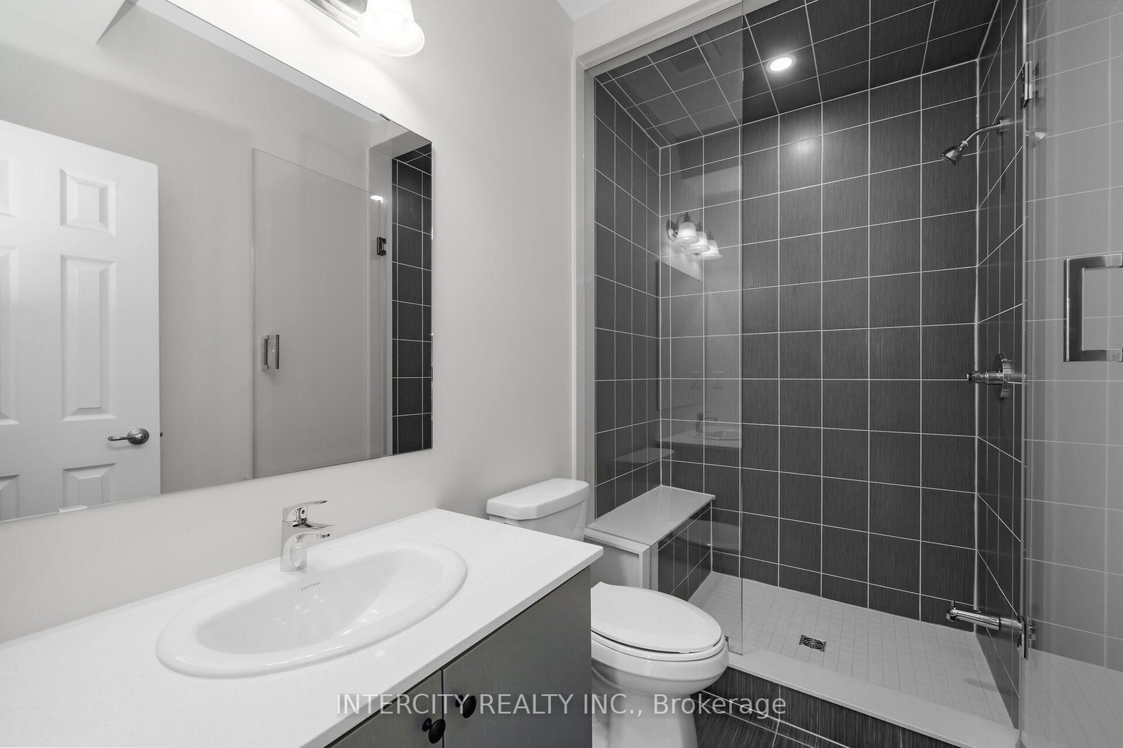 33 Ruby Lane • Halton Hills, ON photo 16