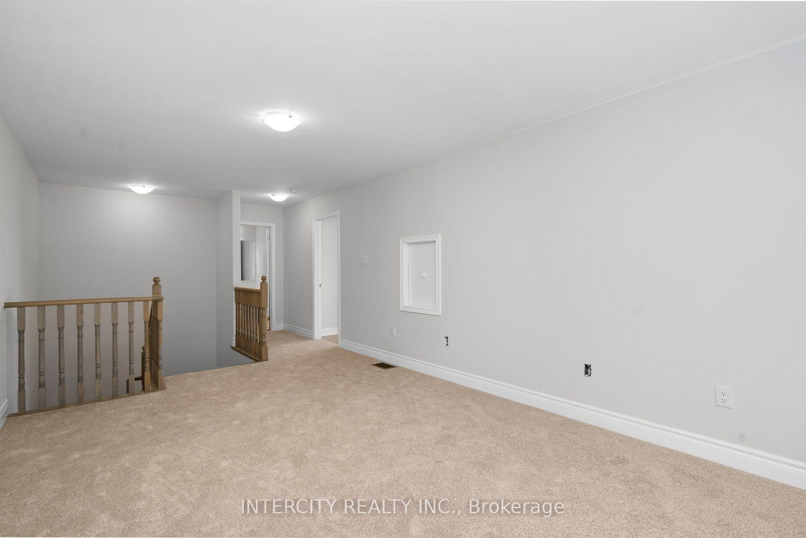 33 Ruby Lane • Halton Hills, ON photo 23