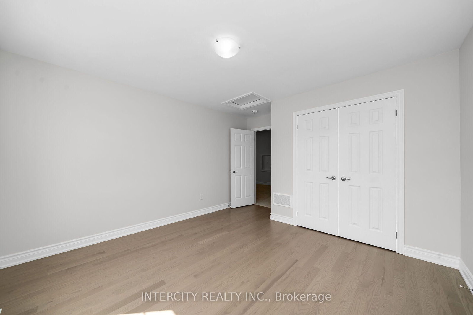 33 Ruby Lane • Halton Hills, ON photo 25