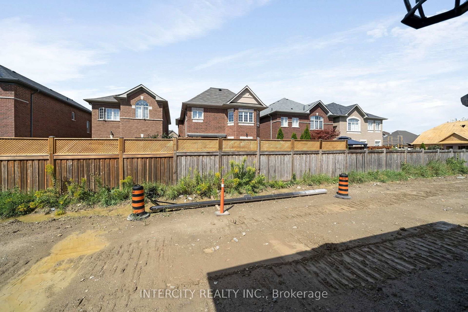 33 Ruby Lane • Halton Hills, ON photo 28