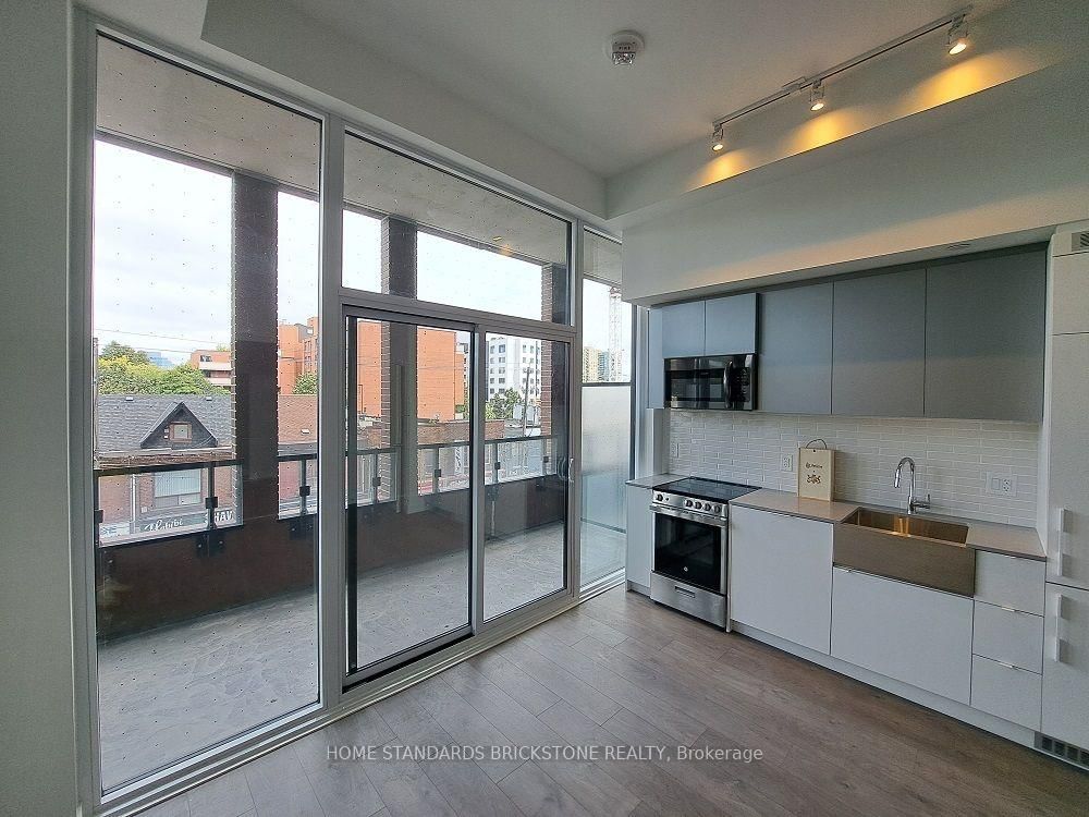 215-270 Dufferin St, Toronto, view 12