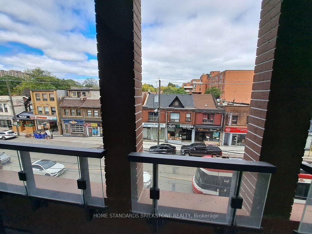 215-270 Dufferin St, Toronto, view 14