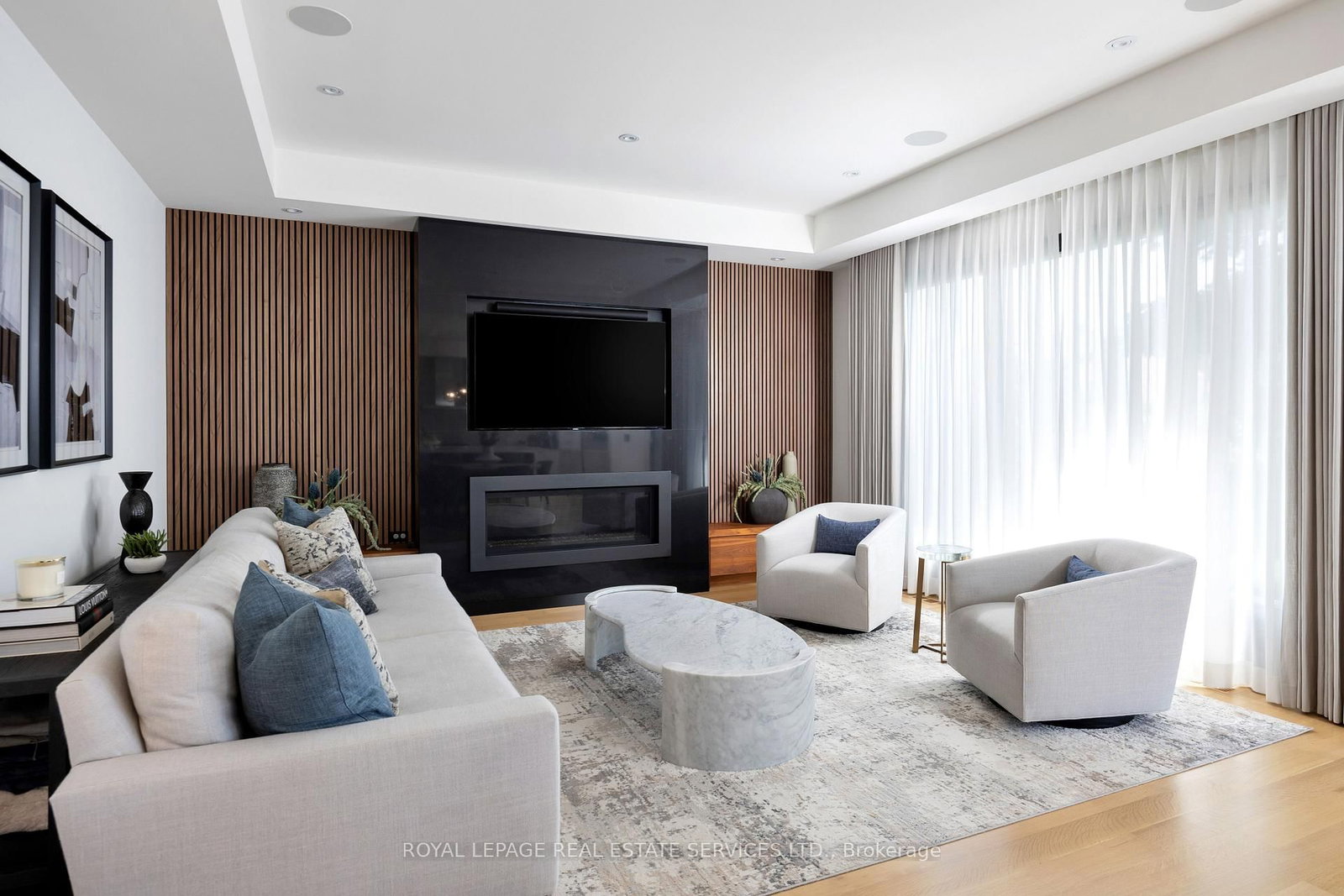 57 Meadowbank Road • Toronto, ON photo 13