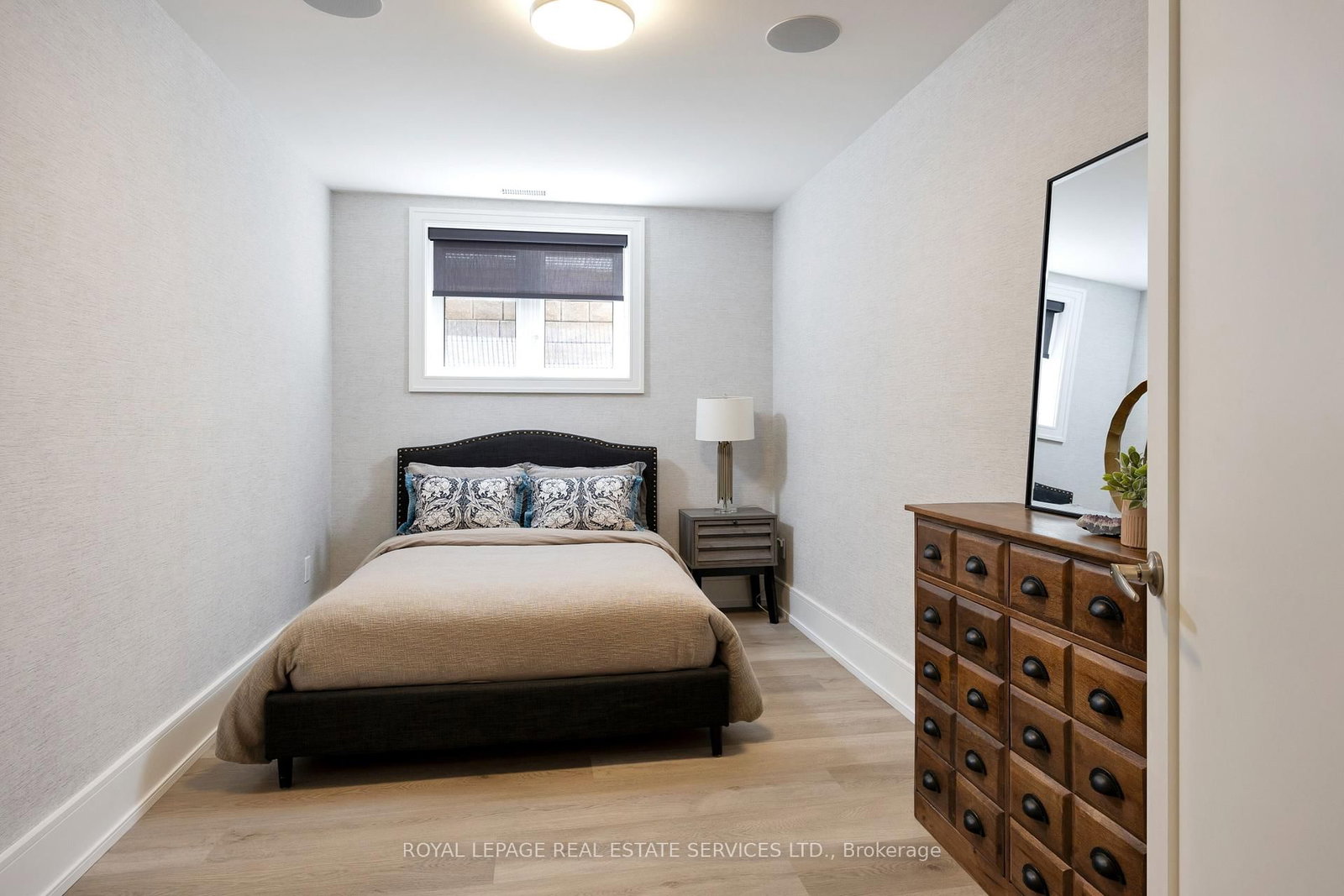 57 Meadowbank Road • Toronto, ON photo 43