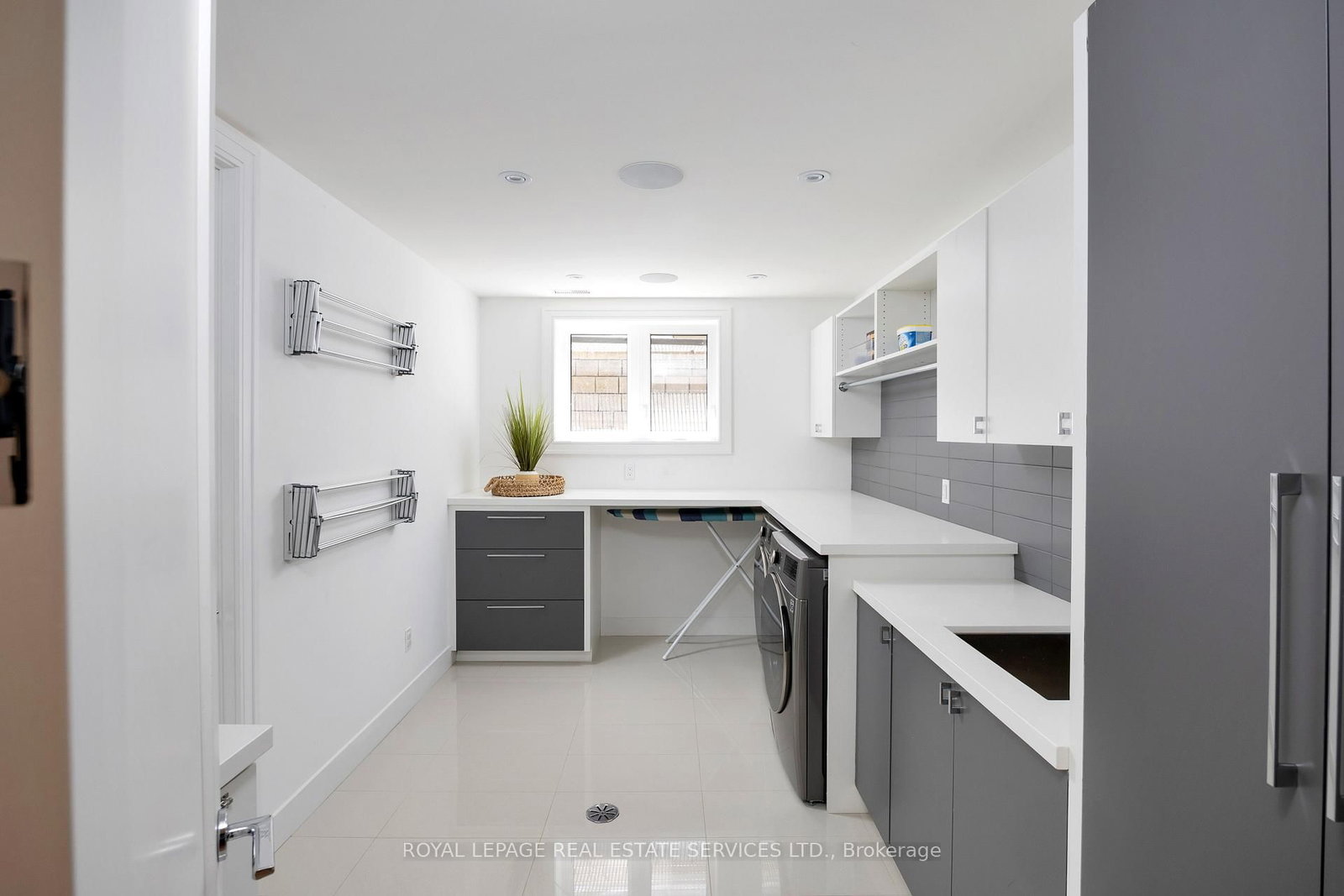 57 Meadowbank Road • Toronto, ON photo 44