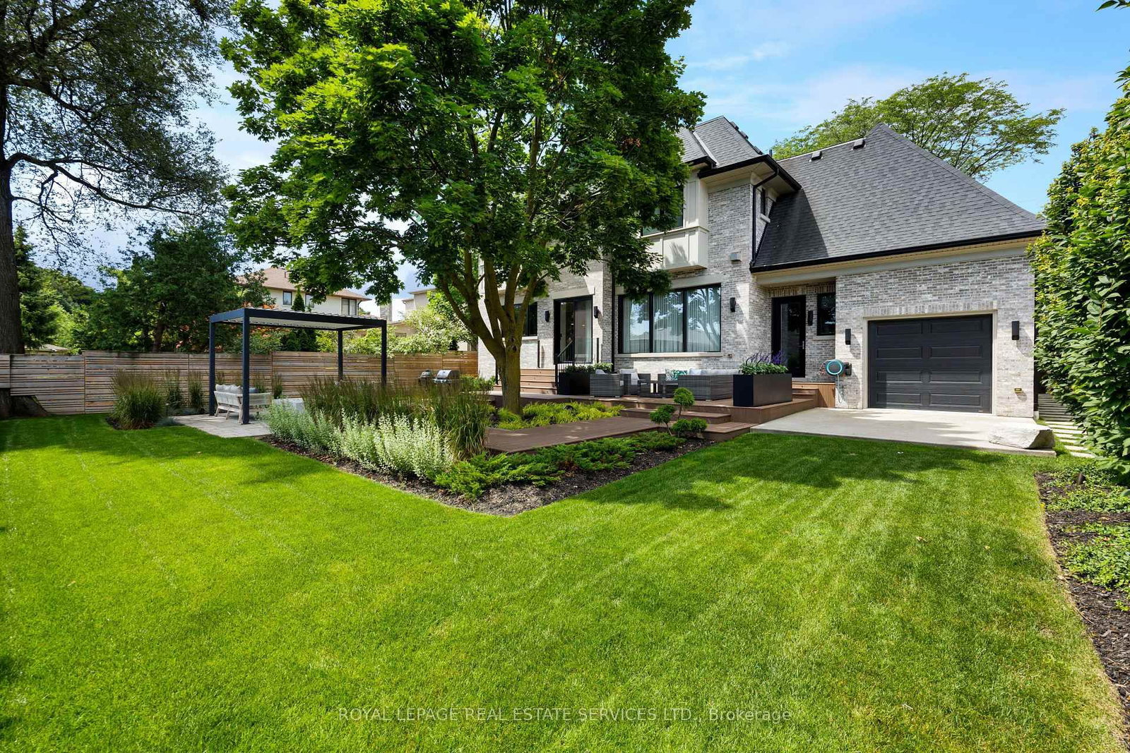 57 Meadowbank Road • Toronto, ON photo 50