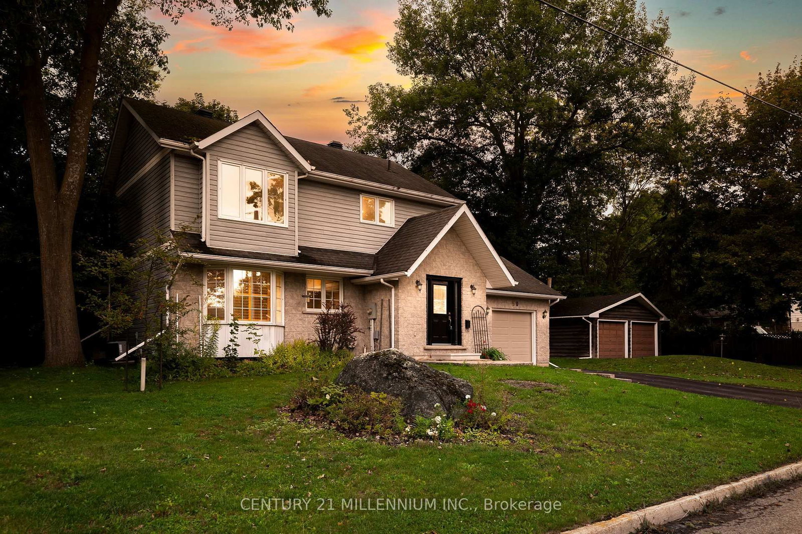 50 Margaret Street • Orangeville, ON photo 1