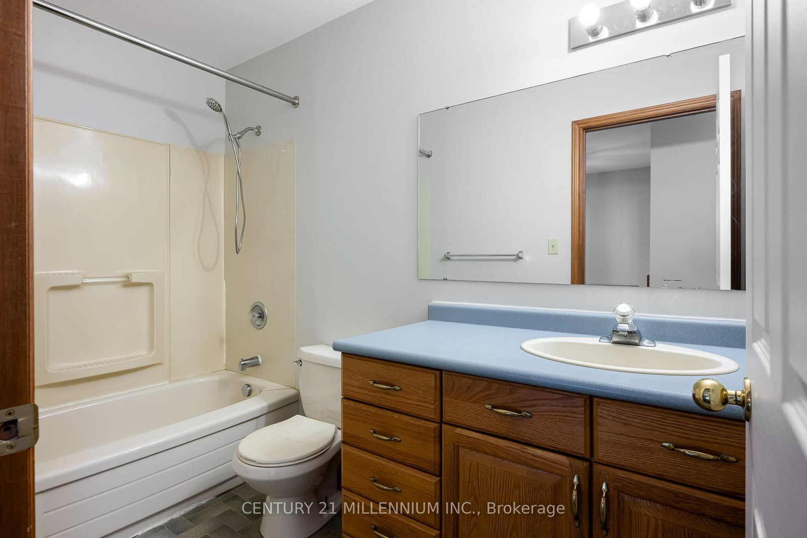 50 Margaret Street • Orangeville, ON photo 18