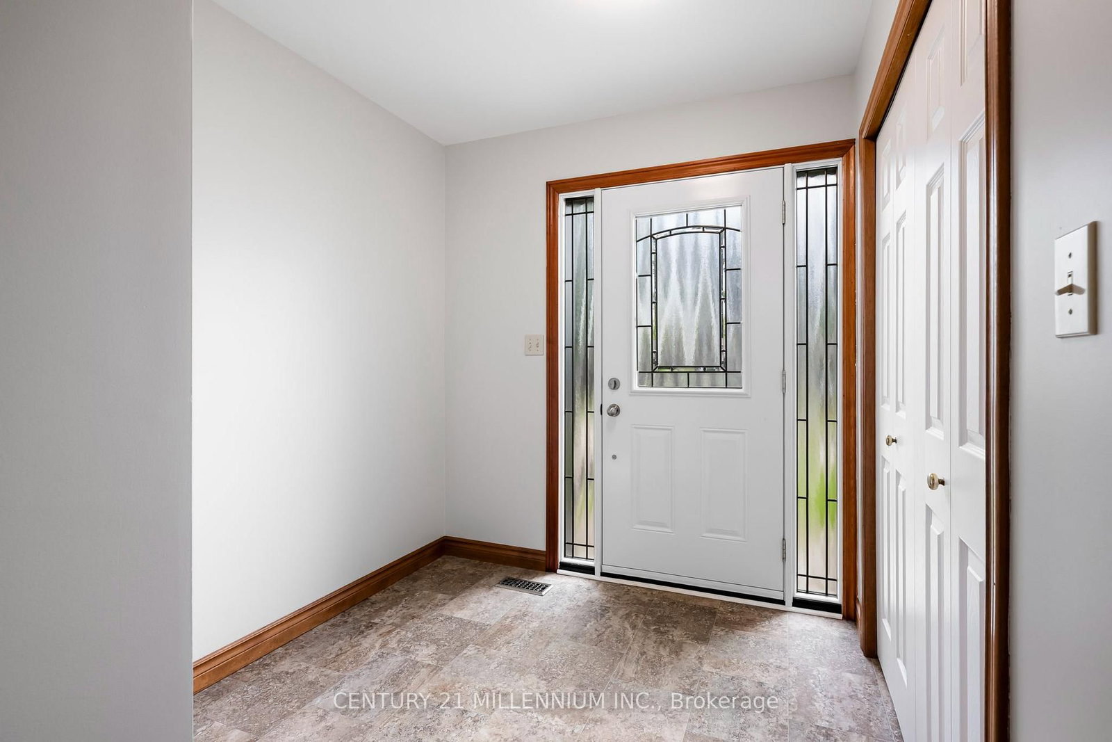 50 Margaret Street • Orangeville, ON photo 6
