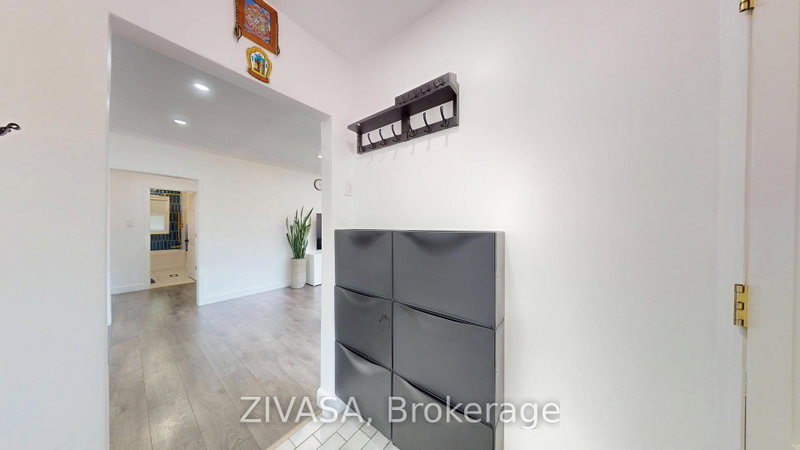 125 Jeffcoat Drive