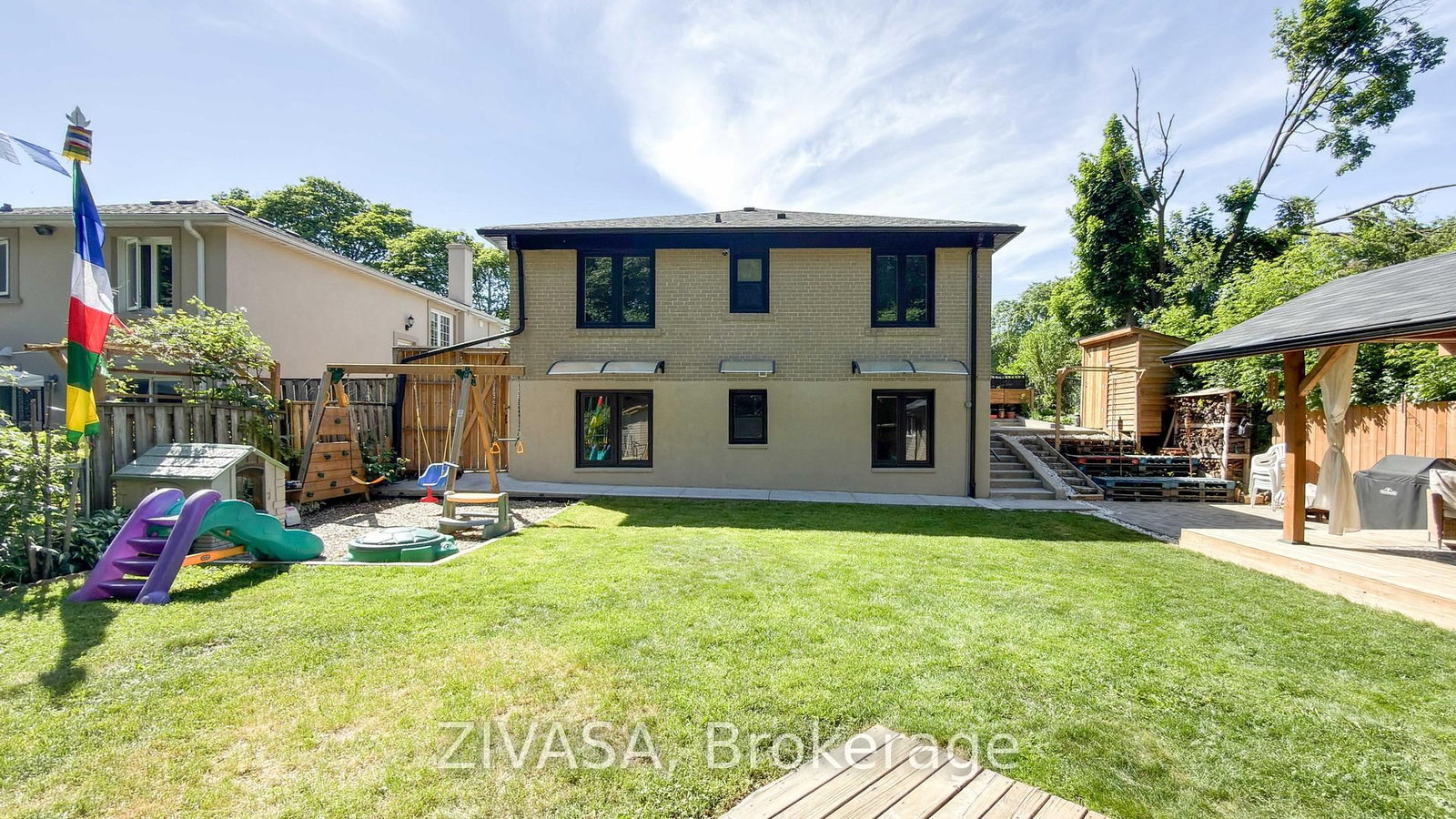 125 Jeffcoat Drive • Toronto, ON photo 42