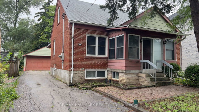 10 Adele Avenue