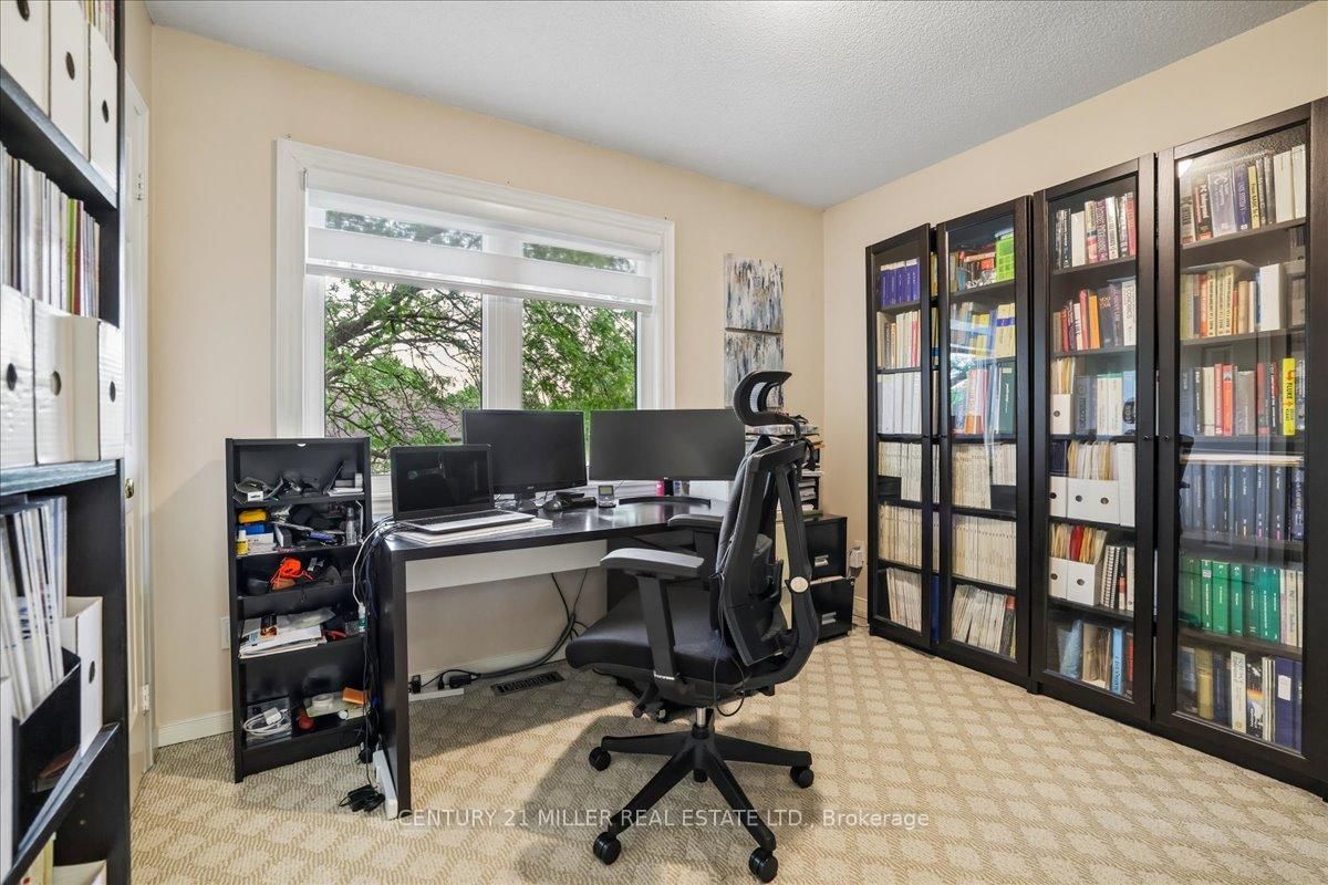 2120 Sixth Line • Oakville, ON photo 23